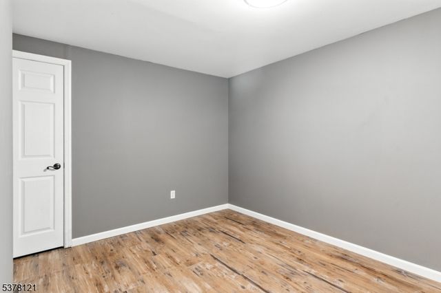 90 Canal St, Sayreville Boro, NJ 08872