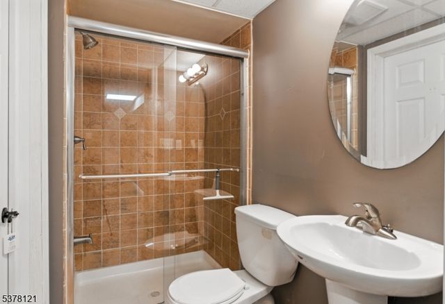 90 Canal St, Sayreville Boro, NJ 08872