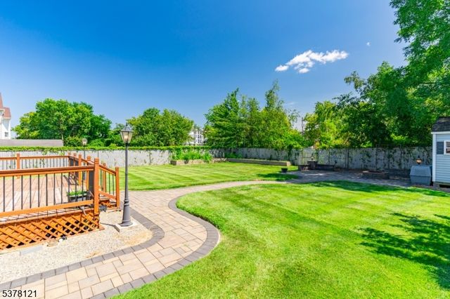 90 Canal St, Sayreville Boro, NJ 08872