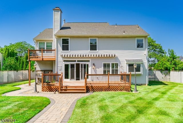 90 Canal St, Sayreville Boro, NJ 08872