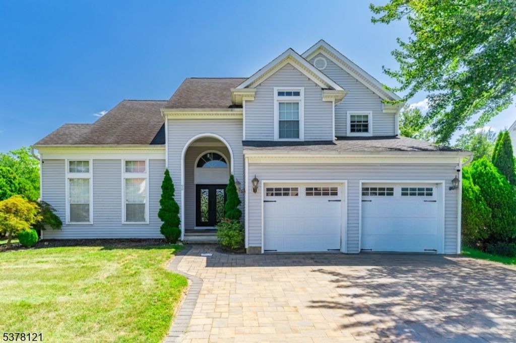 90 Canal St, Sayreville Boro, NJ 08872