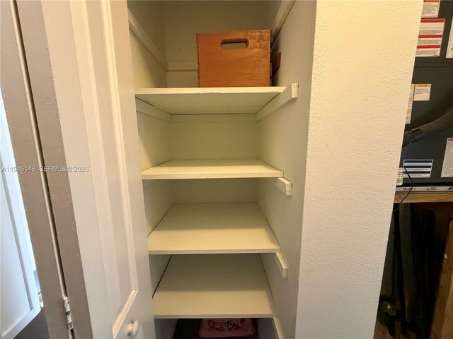 4320 Washington St 214, Hollywood, FL 33021