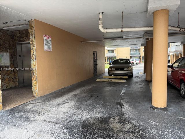 4320 Washington St 214, Hollywood, FL 33021