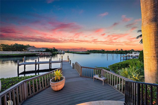 209 Commodore Drive, Jupiter, FL 33477