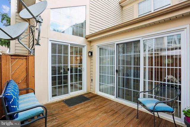 19906 IVORYTON PL, Montgomery Village, MD 20886