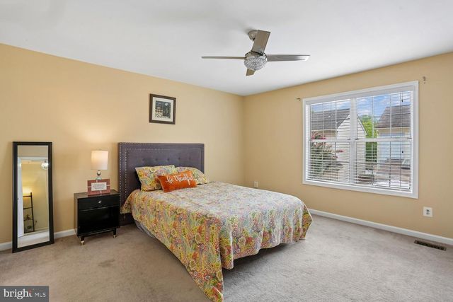 19906 IVORYTON PL, Montgomery Village, MD 20886