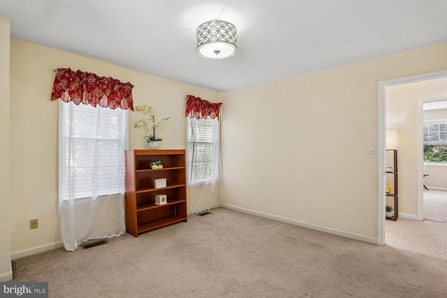 19906 IVORYTON PL, Montgomery Village, MD 20886