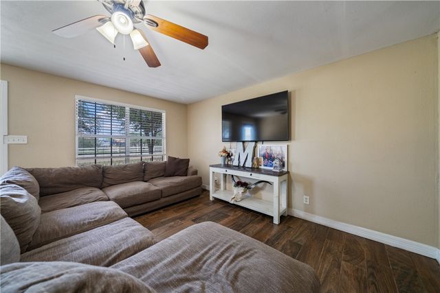 3558 CR 116, San Diego, TX 78384