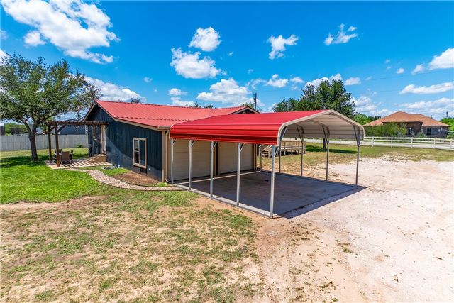 3558 CR 116, San Diego, TX 78384