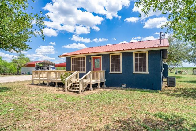 3558 CR 116, San Diego, TX 78384