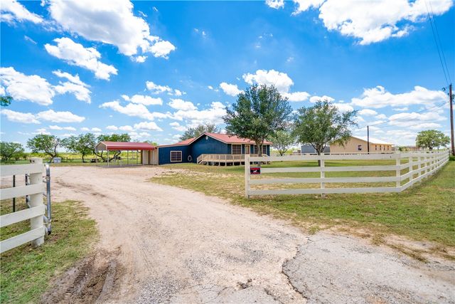 3558 CR 116, San Diego, TX 78384