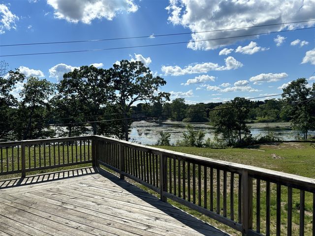 5245 Grass Lake Road, White Lake, MI 48383
