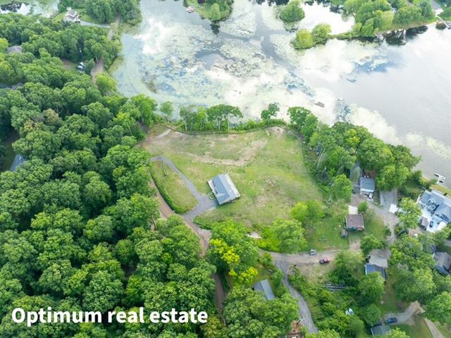 5245 Grass Lake Road, White Lake, MI 48383