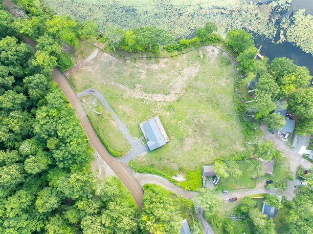 5245 Grass Lake Road, White Lake, MI 48383