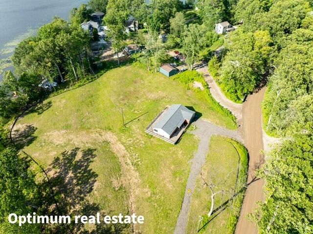 5245 Grass Lake Road, White Lake, MI 48383