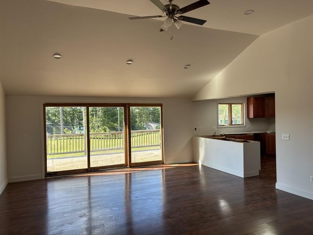 5245 Grass Lake Road, White Lake, MI 48383
