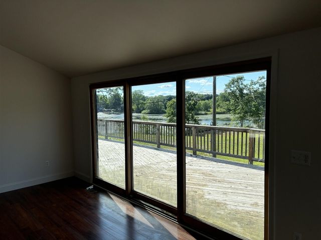 5245 Grass Lake Road, White Lake, MI 48383