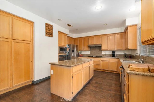 25444 Delphinium, Moreno Valley, CA 92553