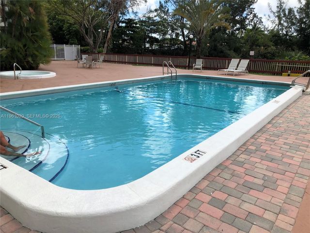 1300 NE Miami Gardens Dr 804E, Miami, FL 33179