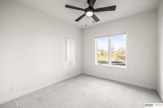 21754 I Street, Elkhorn, NE 68022