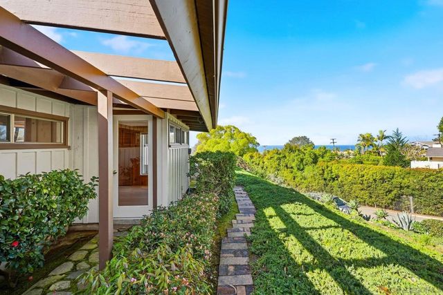 459 Carolina Rd, Del Mar, CA 92014