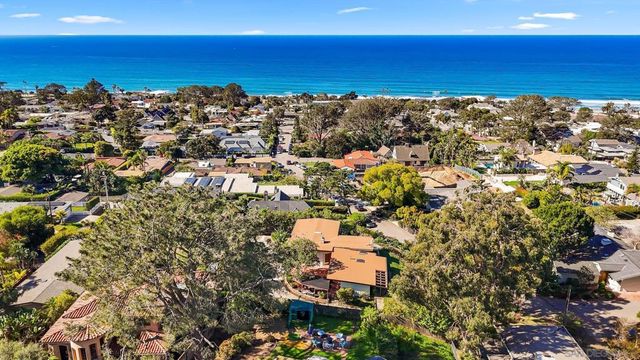 459 Carolina Rd, Del Mar, CA 92014