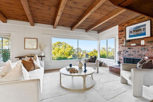 459 Carolina Rd, Del Mar, CA 92014