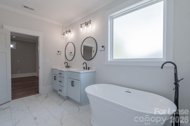 1005 State Street, Charlotte, NC 28208