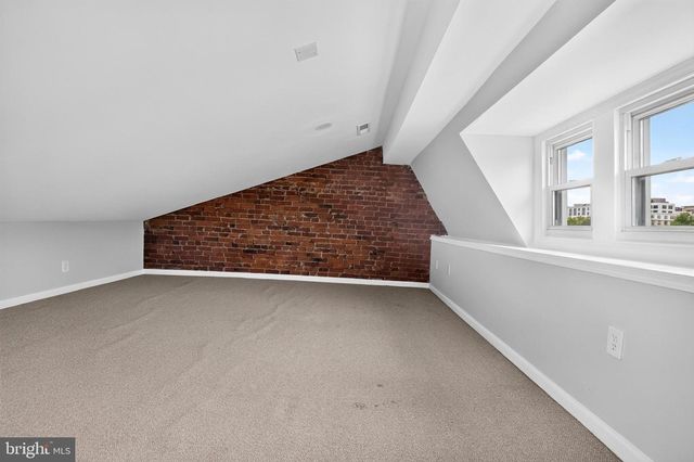 3015 13TH ST NW, Washington, DC 20009