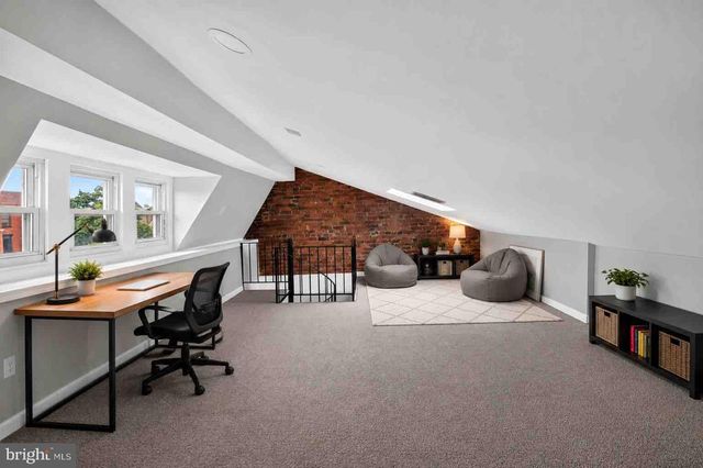 3015 13TH ST NW, Washington, DC 20009