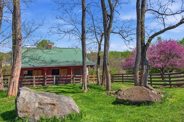 18905 CELEBRITY LN, Sandy Spring, MD 20860
