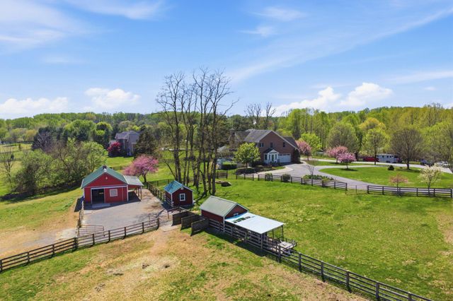 18905 CELEBRITY LN, Sandy Spring, MD 20860