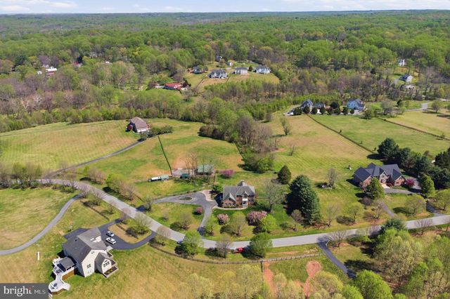 18905 CELEBRITY LN, Sandy Spring, MD 20860