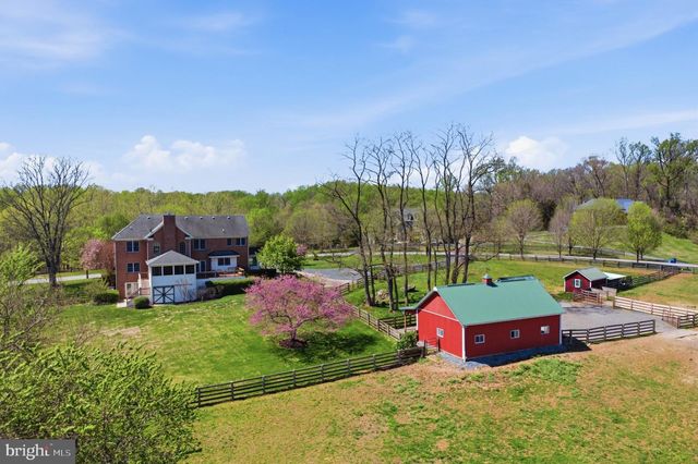 18905 CELEBRITY LN, Sandy Spring, MD 20860
