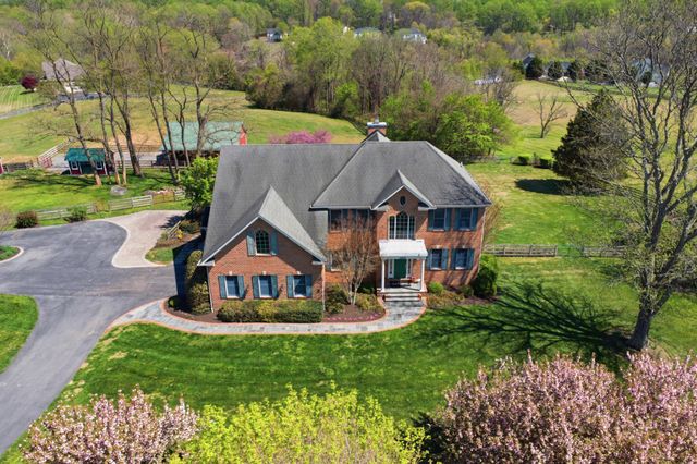 18905 CELEBRITY LN, Sandy Spring, MD 20860