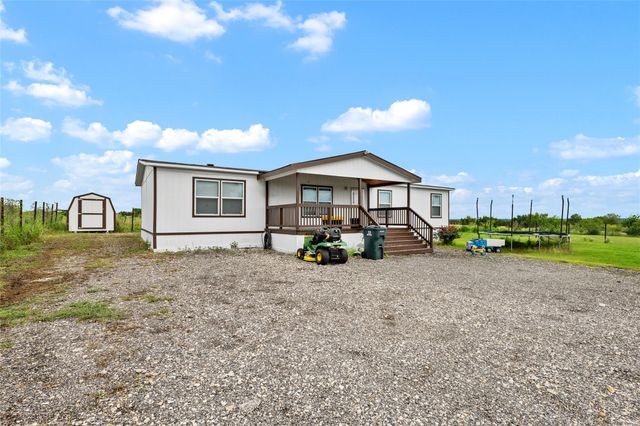 360 Shady Oaks DR B, Kyle, TX 78640