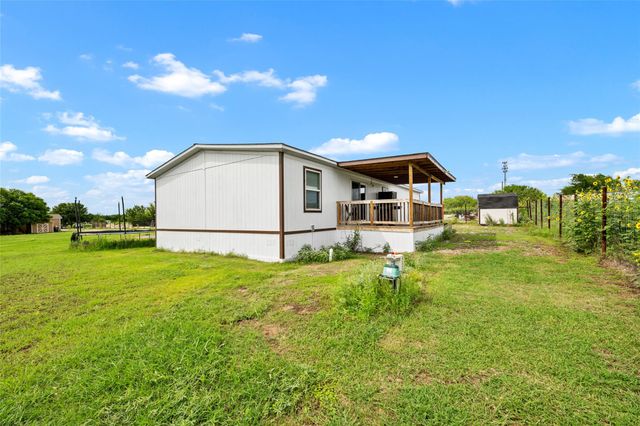 360 Shady Oaks DR B, Kyle, TX 78640