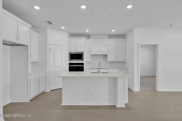 3485 AMERICANA Drive, Green Cove Springs, FL 32043