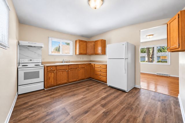 14229 S Blaine Avenue, Posen, IL 60469