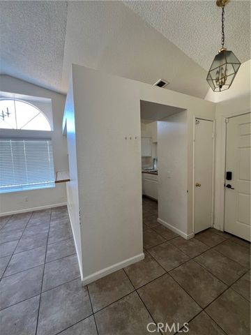 1562 Remembrance Drive, Perris, CA 92571