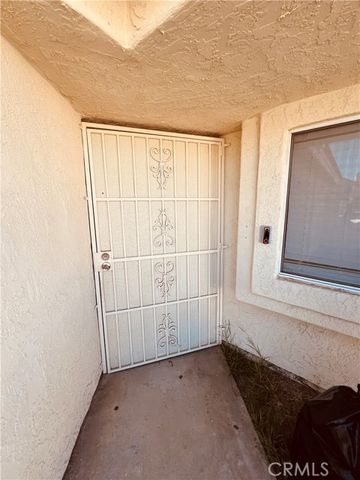 1562 Remembrance Drive, Perris, CA 92571