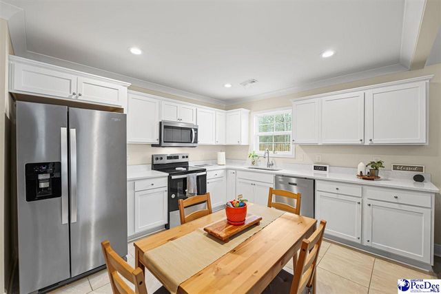 3248 Spiral Lane, Effingham, SC 29541