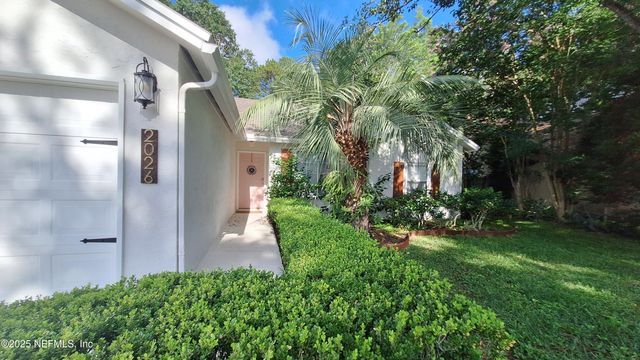 2026 ST MARTINS Drive W, Jacksonville, FL 32246