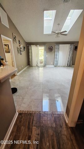 2026 ST MARTINS Drive W, Jacksonville, FL 32246