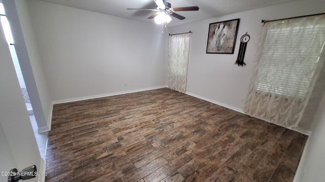 2026 ST MARTINS Drive W, Jacksonville, FL 32246