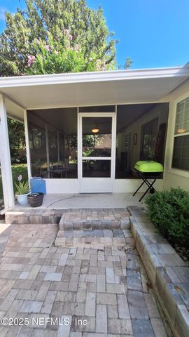2026 ST MARTINS Drive W, Jacksonville, FL 32246