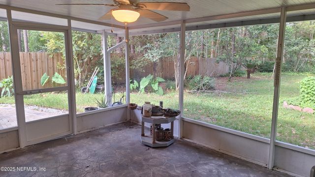 2026 ST MARTINS Drive W, Jacksonville, FL 32246