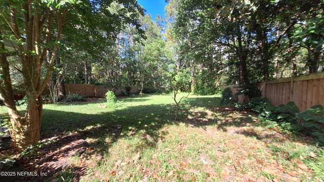 2026 ST MARTINS Drive W, Jacksonville, FL 32246