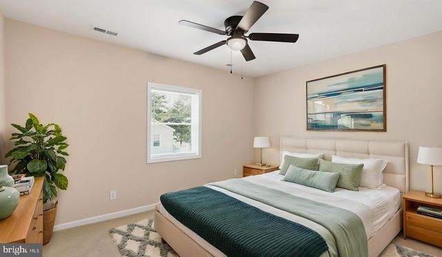 302 DEPOT ST, Gordonsville, VA 22942