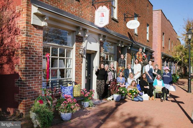 302 DEPOT ST, Gordonsville, VA 22942